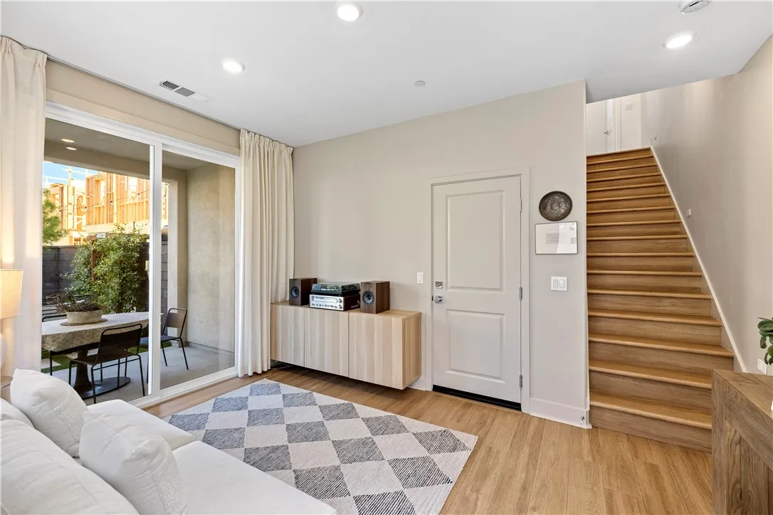 1281 Windmill Road, Rancho Mission Viejo, California 92694 home-pic-3