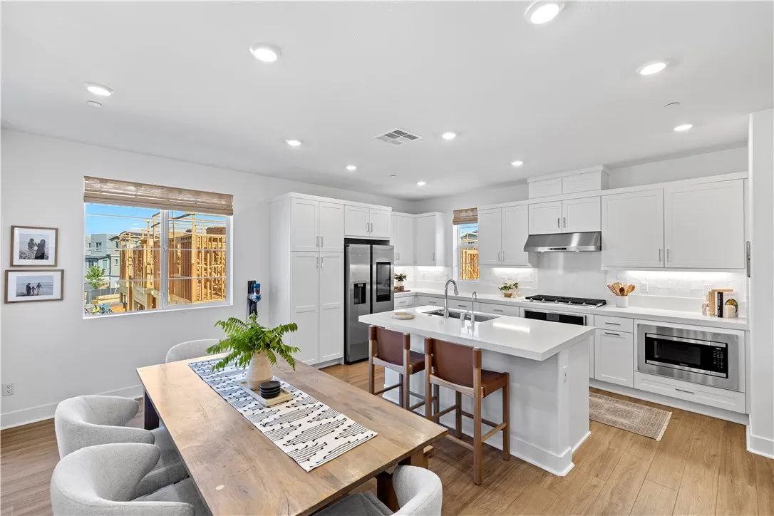 1281 Windmill Road, Rancho Mission Viejo, California 92694 home-pic-6