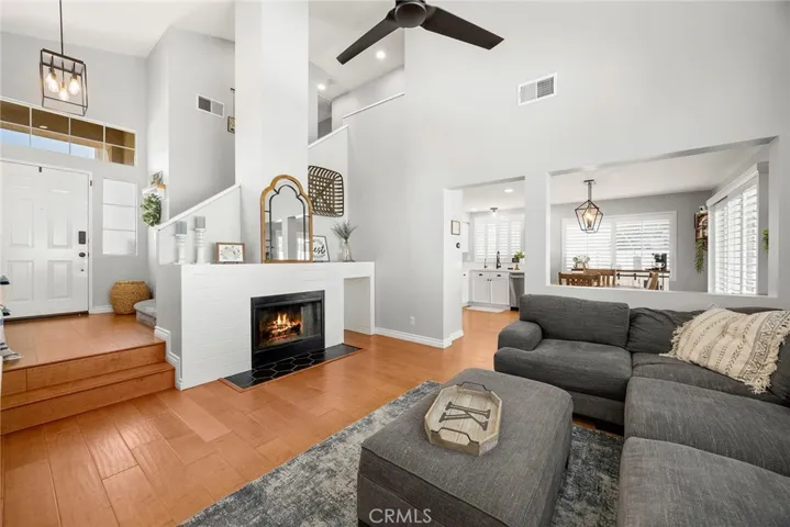 870 Clover Lane, Corona, California 92878