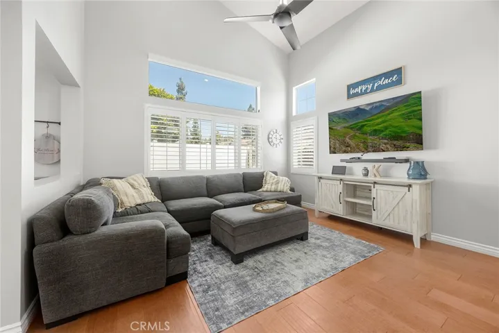 870 Clover Lane, Corona, California 92878