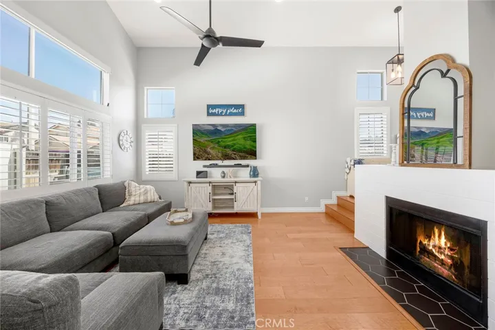 870 Clover Lane, Corona, California 92878