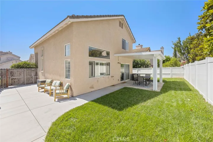 870 Clover Lane, Corona, California 92878