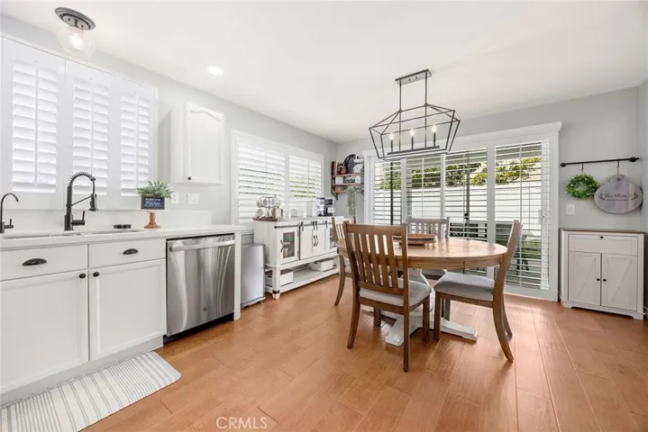 870 Clover Lane, Corona, California 92878