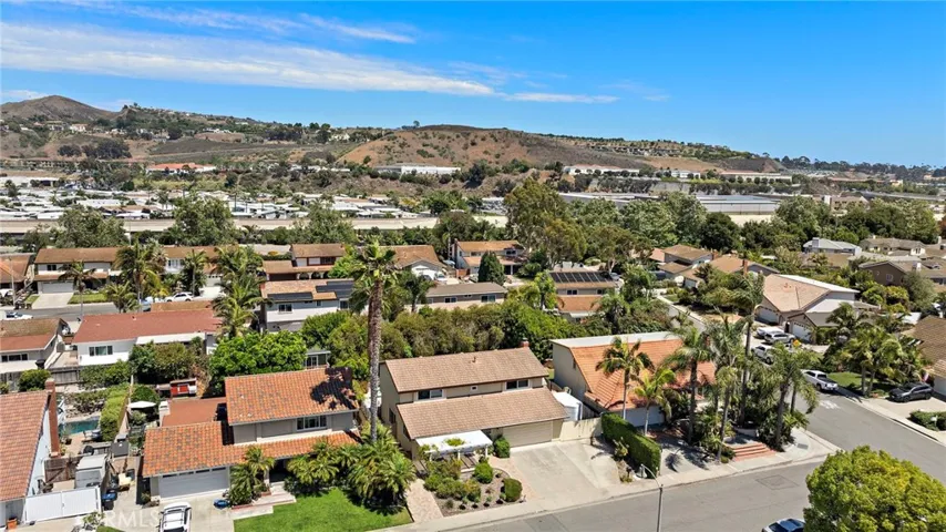 33262 Paseo Molinos, San Juan Capistrano, California 92675