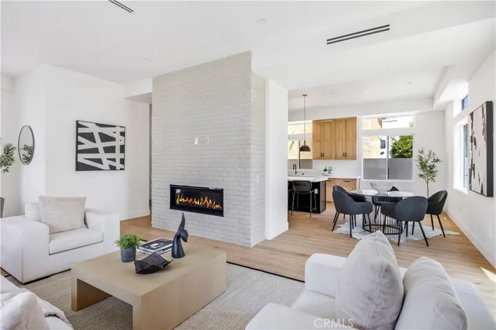 2102 Marshallfield Lane B, Redondo Beach, California 90278