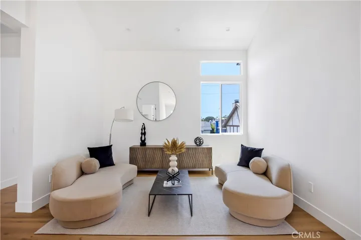 2102 Marshallfield Lane B, Redondo Beach, California 90278