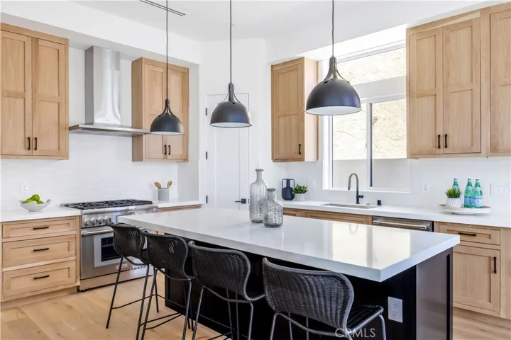 2102 Marshallfield Lane B, Redondo Beach, California 90278