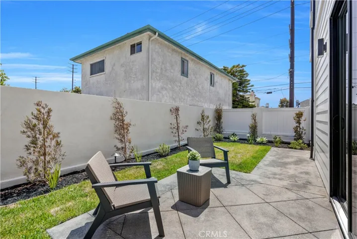 2102 Marshallfield Lane B, Redondo Beach, California 90278