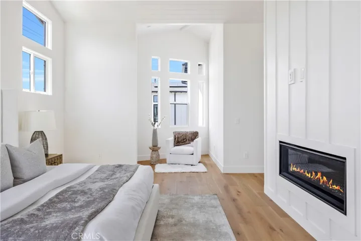 2102 Marshallfield Lane B, Redondo Beach, California 90278