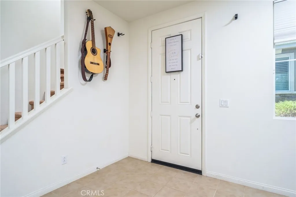 797 Plum Lane, Pomona, California 91767 home-pic-2