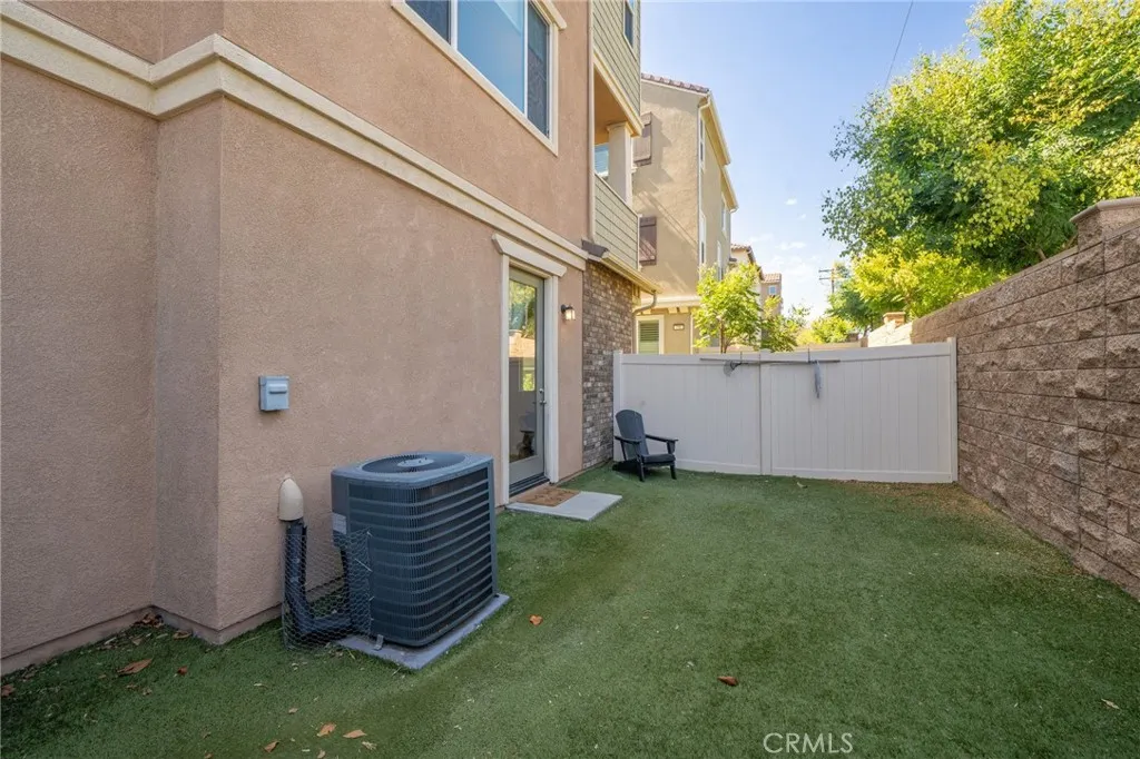 797 Plum Lane, Pomona, California 91767 home-pic-25