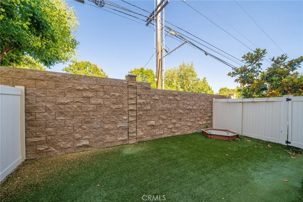 797 Plum Lane, Pomona, California 91767 home-pic-22