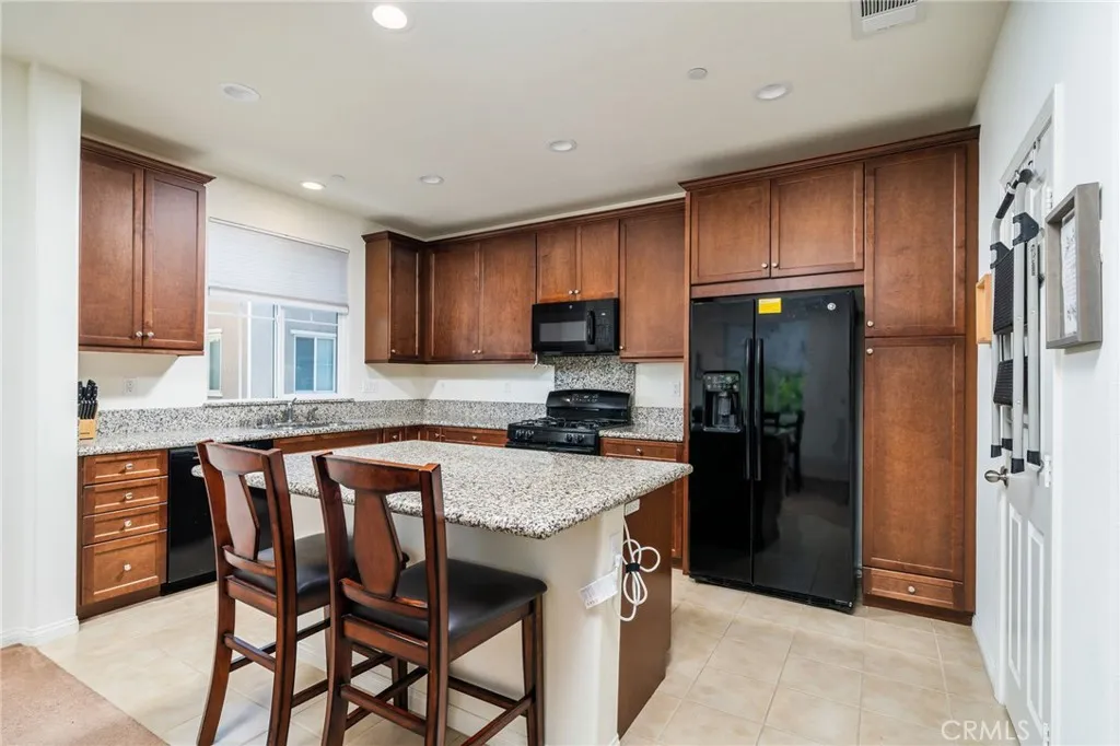 797 Plum Lane, Pomona, California 91767 home-pic-9