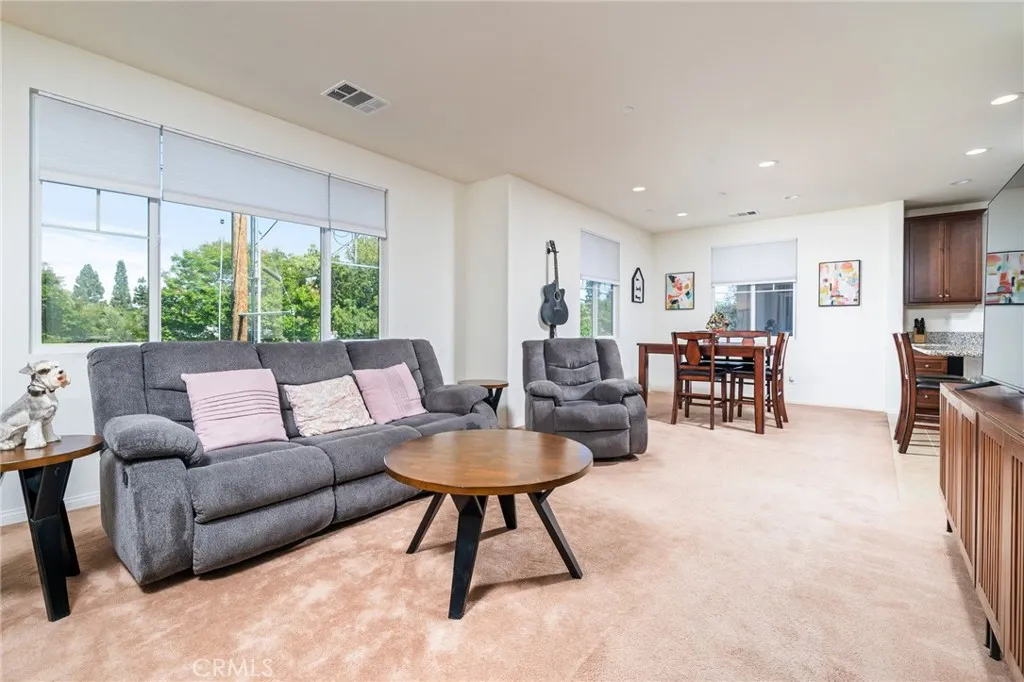 797 Plum Lane, Pomona, California 91767 home-pic-5