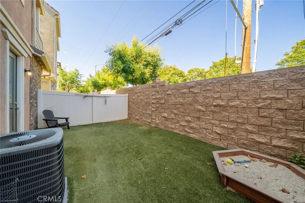 797 Plum Lane, Pomona, California 91767 home-pic-24