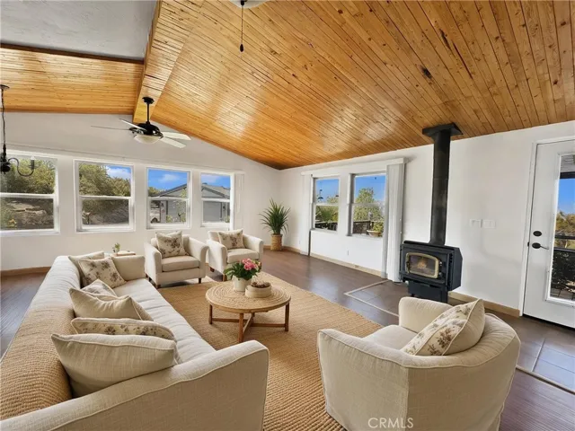 43175 Osage Road, Hemet, California 92544
