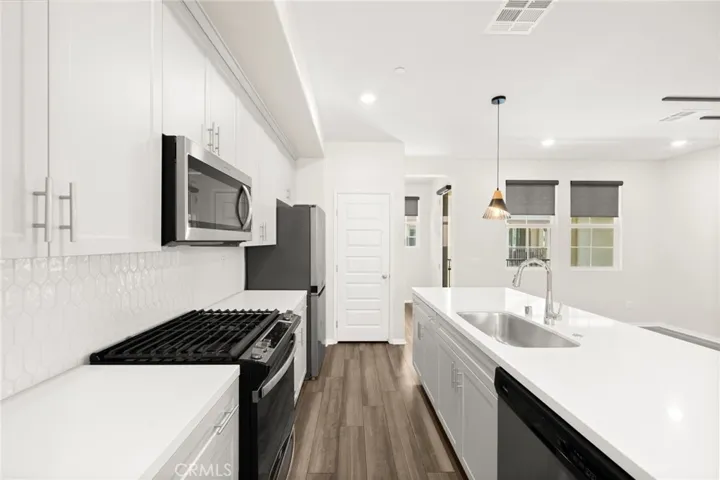 40497 Melrose Drive, Temecula, California 92591