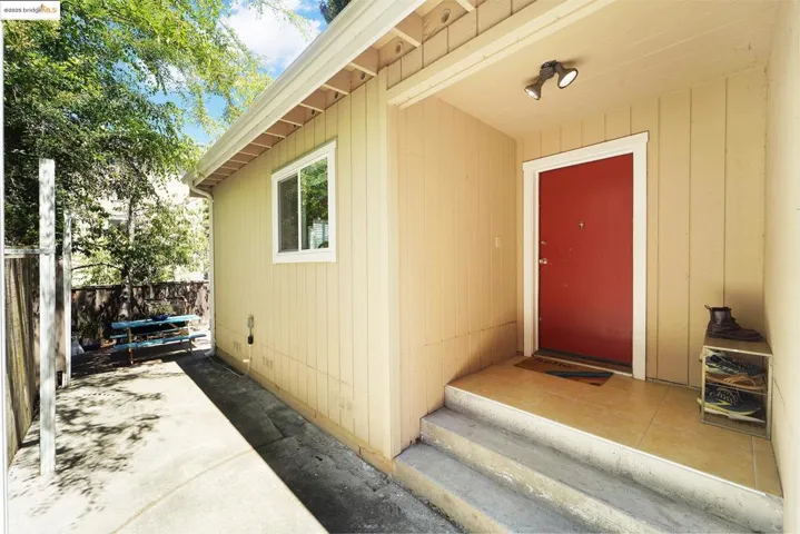 567 Vernon St, Oakland, California 94610