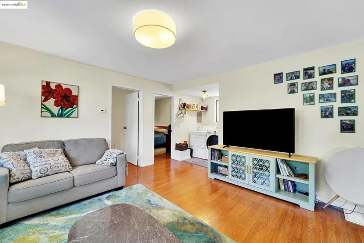 567 Vernon St, Oakland, California 94610