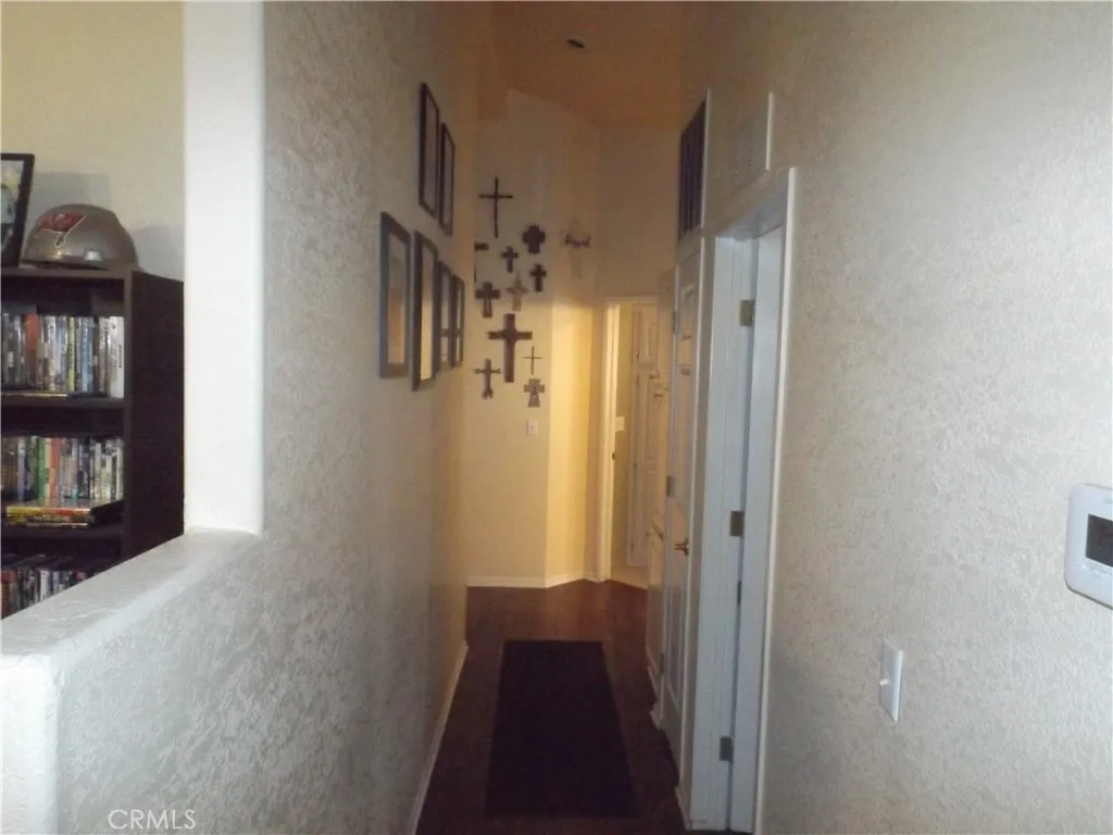 19842 Canyon View Drive, Canyon Country, California 91351 home-pic-18