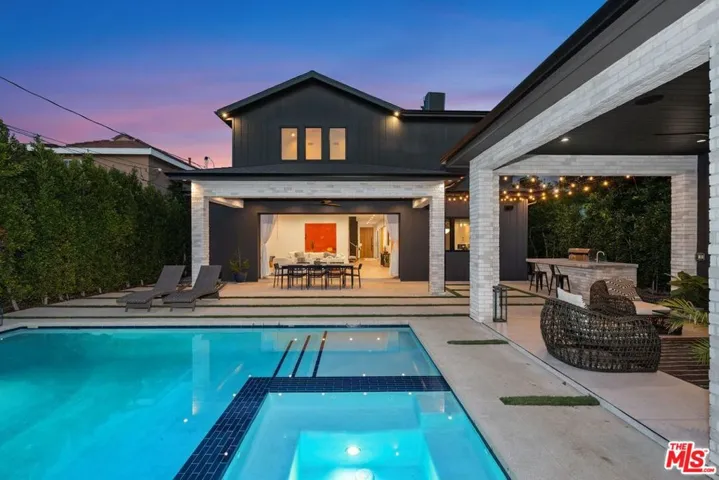 4937 Rubio Avenue, Encino, California 91436