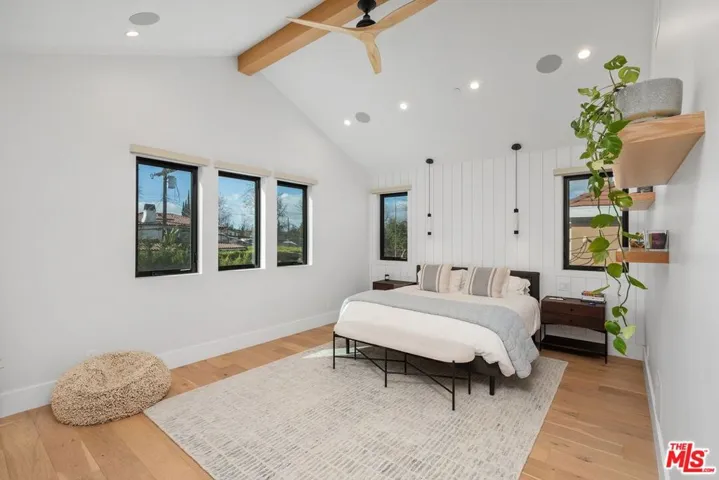 4937 Rubio Avenue, Encino, California 91436