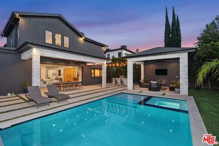 4937 Rubio Avenue, Encino, California 91436