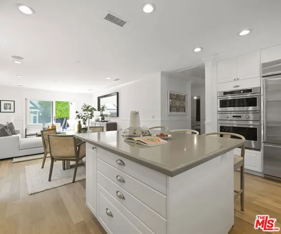 10520 Almayo Avenue, Los Angeles, California 90064