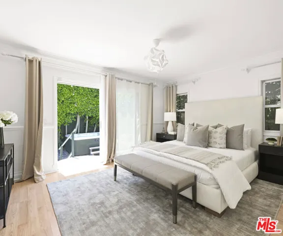 10520 Almayo Avenue, Los Angeles, California 90064