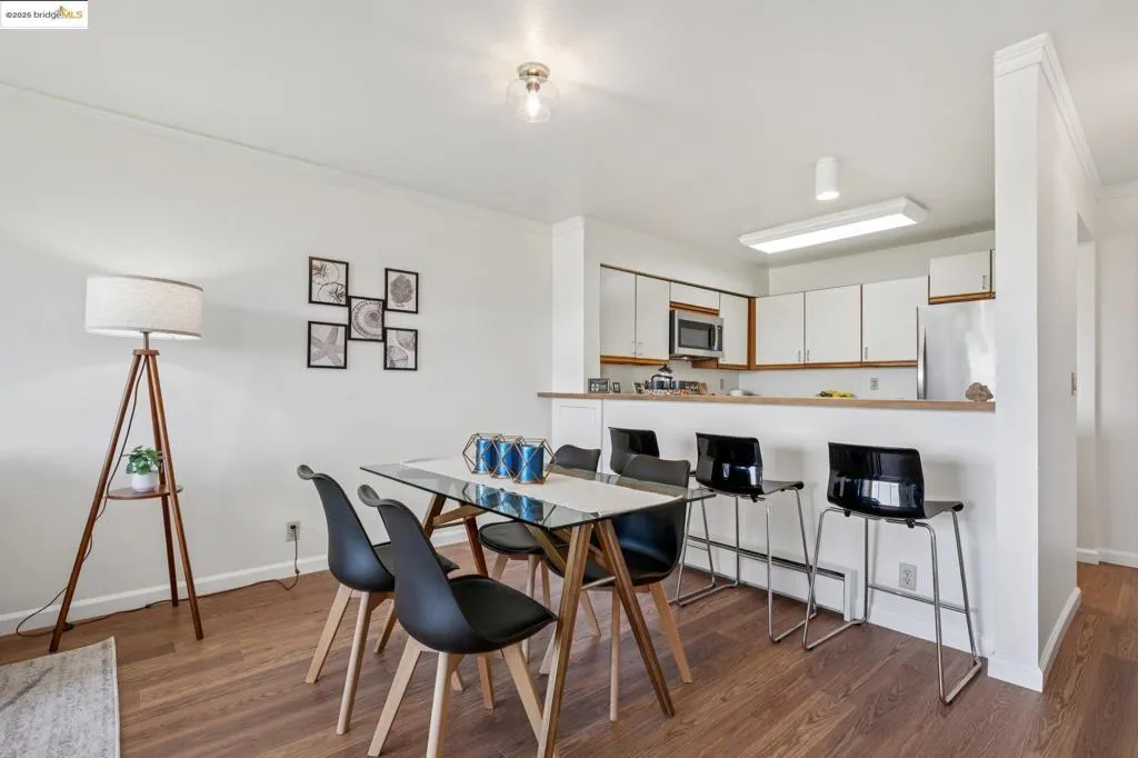 1205 Melville Sq 304, Richmond, California 94804 home-pic-10