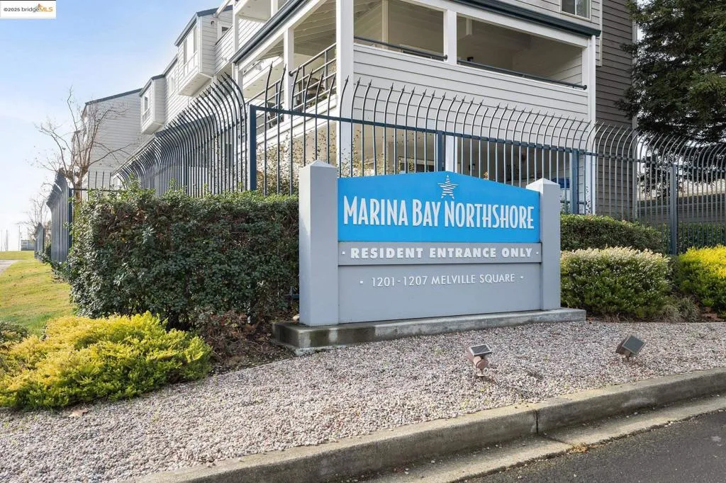 1205 Melville Sq 304, Richmond, California 94804 home-pic-25
