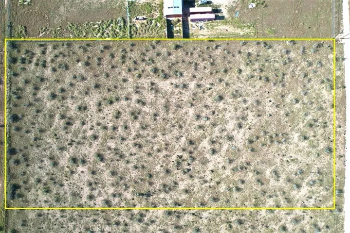 64 La Mesa Road, Apple Valley, California 92308