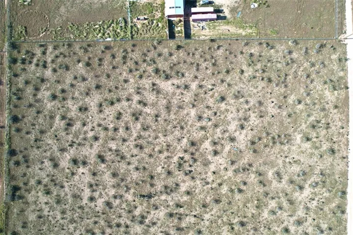 64 La Mesa Road, Apple Valley, California 92308