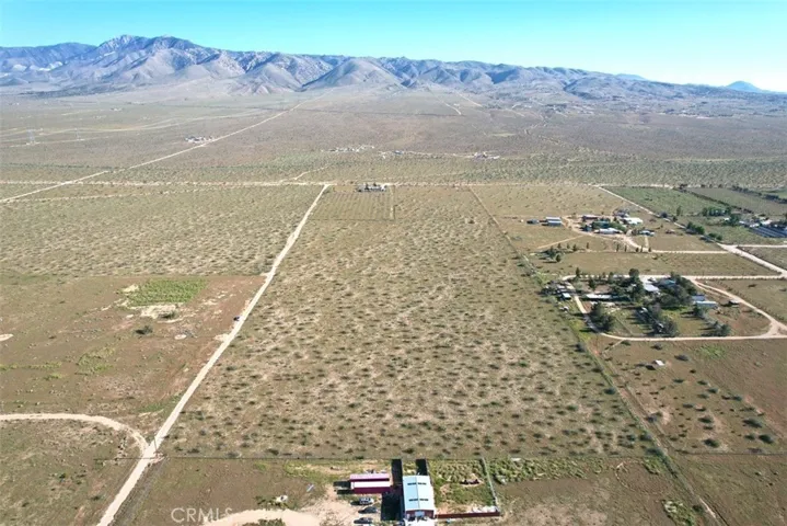 64 La Mesa Road, Apple Valley, California 92308