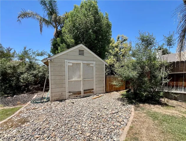 Shed