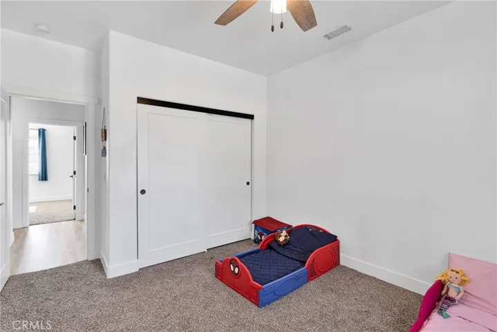 12207 Snapping Turtle Road, Apple Valley, California 92308