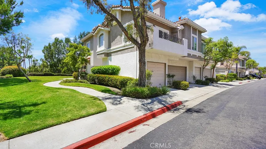 1099 S Sundance Drive, Anaheim Hills, California 92808
