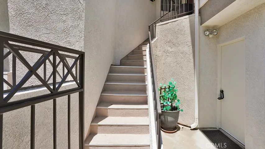 1099 S Sundance Drive, Anaheim Hills, California 92808