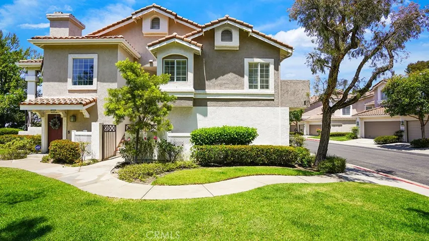 1099 S Sundance Drive, Anaheim Hills, California 92808