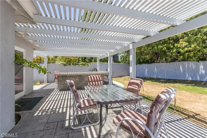 Spacious patio and outdoor kitchen