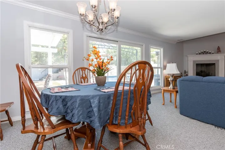 Dining room adjacent to the living room