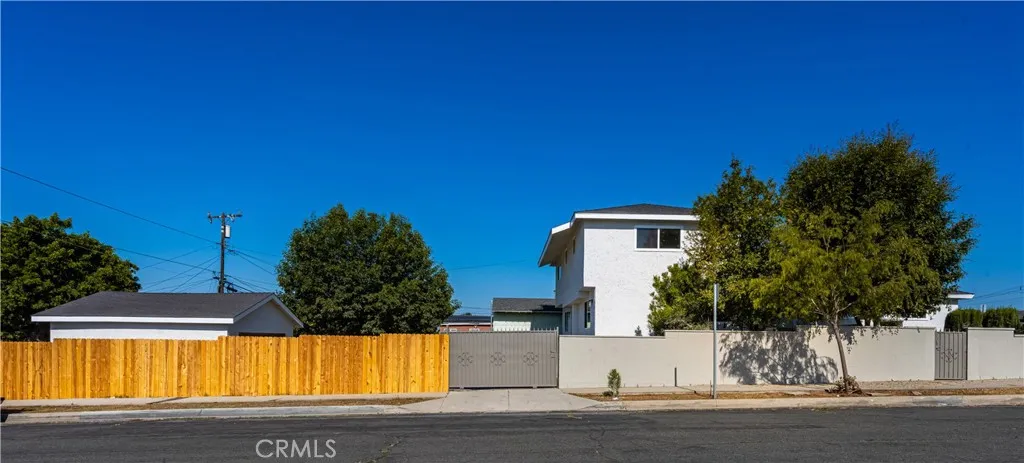 1604 W 125th Street, Los Angeles, California 90047