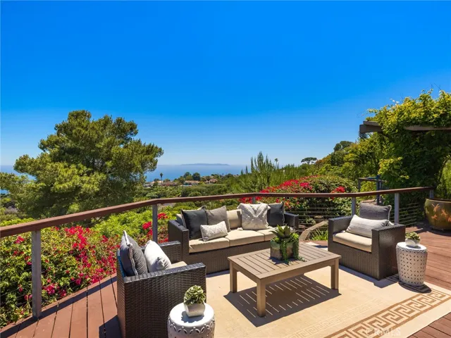 3423 Newridge Drive, Rancho Palos Verdes, California 90275