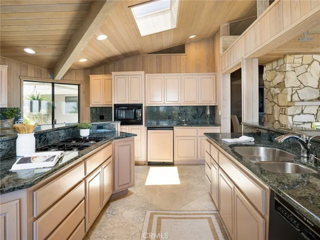 3423 Newridge Drive, Rancho Palos Verdes, California 90275