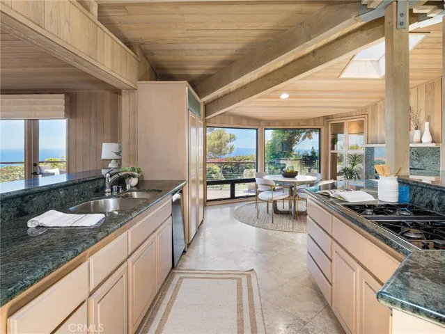3423 Newridge Drive, Rancho Palos Verdes, California 90275