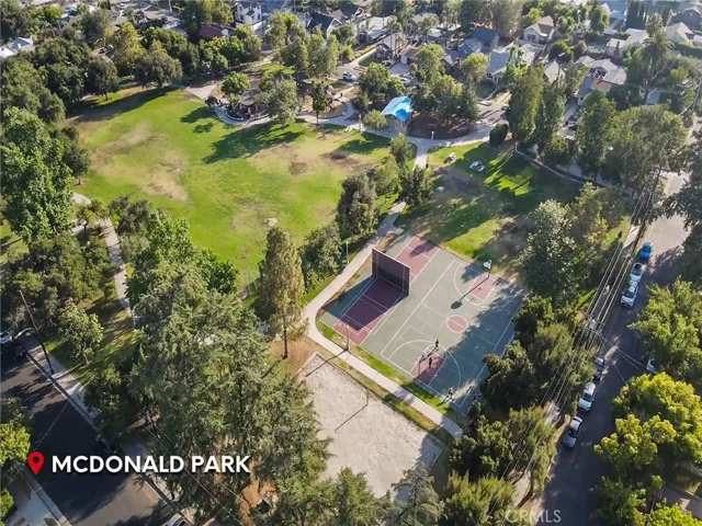 McDonald Park nearby
