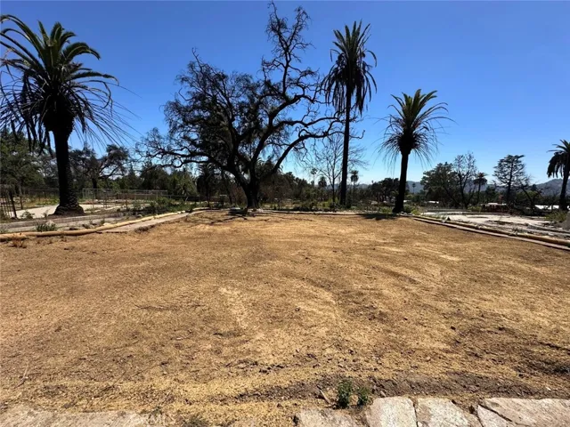 23,410 sq ft lot in Altadena with zoning and permits for 2 houses on a lot, main house lot, facing west