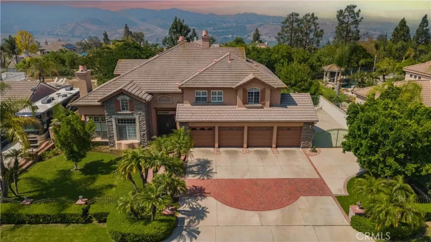 27860 Mount Shasta Way, Yorba Linda, California 92887