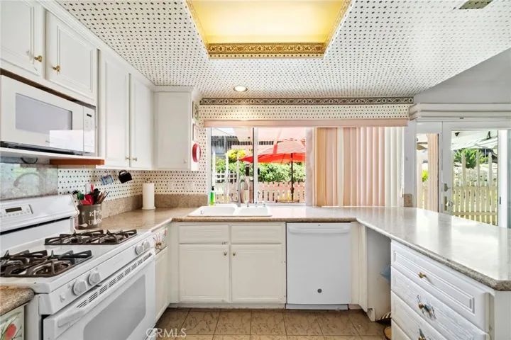 6220 E Palo Alto Drive, Anaheim Hills, California 92807