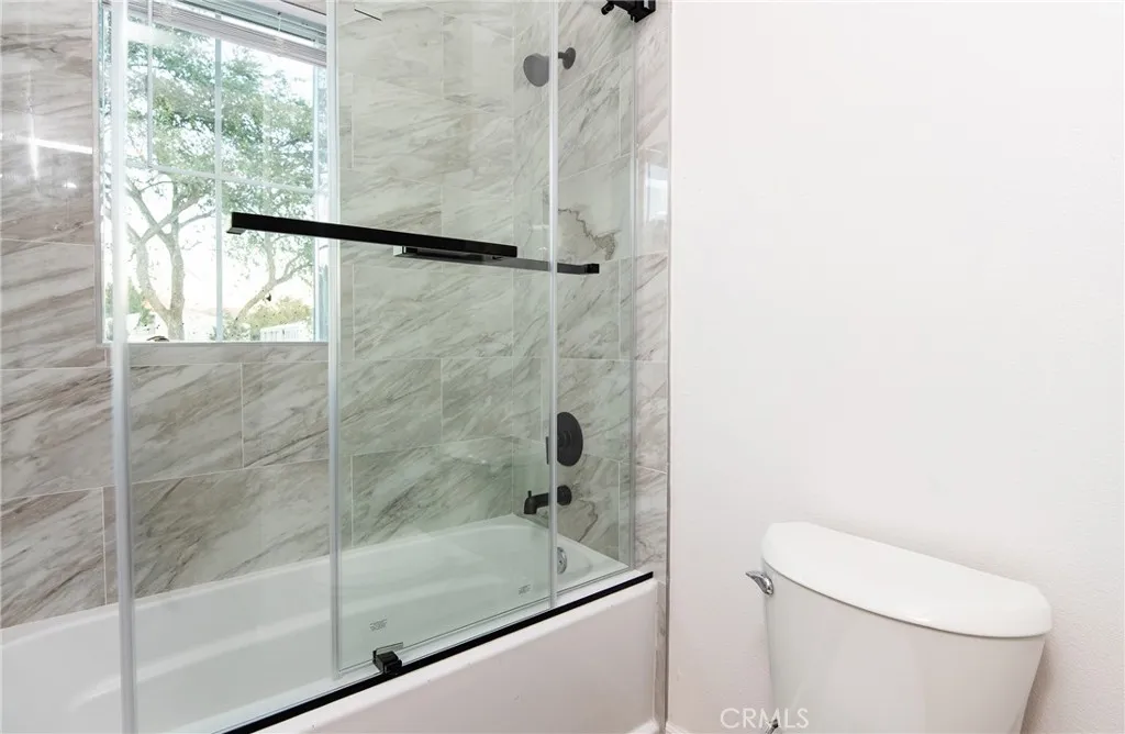 5526 E Los Angeles Avenue 2, Simi Valley, California 93063 home-pic-18